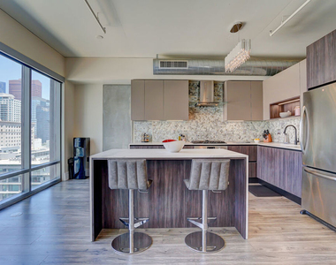 1100 S Hope Street - Photo Thumbnail 15