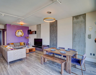 1100 S Hope Street - Photo Thumbnail 8