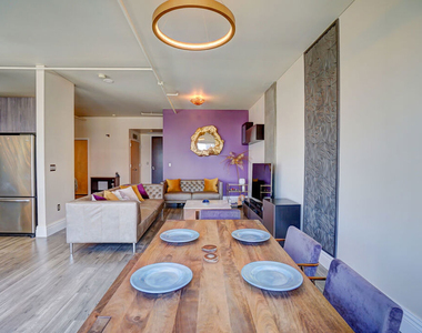 1100 S Hope Street - Photo Thumbnail 9