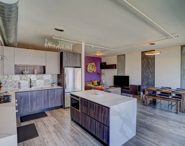1100 S Hope Street - Photo Thumbnail 18