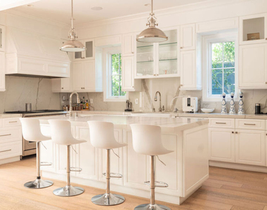 531 N Stanley Avenue - Photo Thumbnail 10