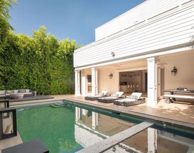 531 N Stanley Avenue - Photo Thumbnail 15