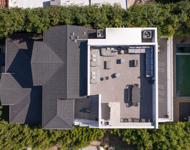 531 N Stanley Avenue - Photo Thumbnail 37