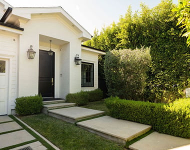 531 N Stanley Avenue - Photo Thumbnail 1