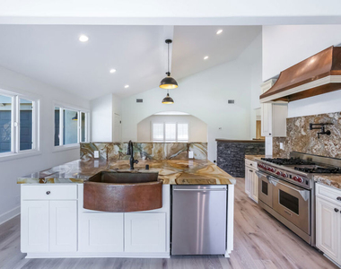 835 Camino Santos Reyes - Photo Thumbnail 11