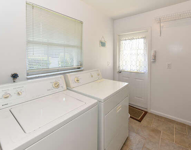 493 Forestview Drive - Photo Thumbnail 14