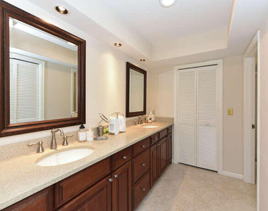 493 Forestview Drive - Photo Thumbnail 20