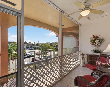 100 Se 6th Avenue - Photo Thumbnail 3