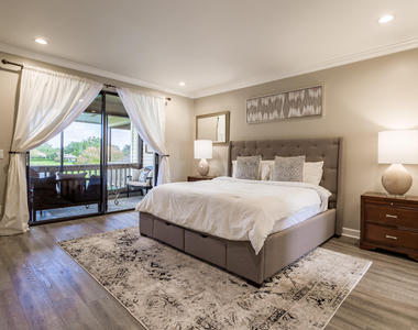 11842 Pebblewood Drive - Photo Thumbnail 6