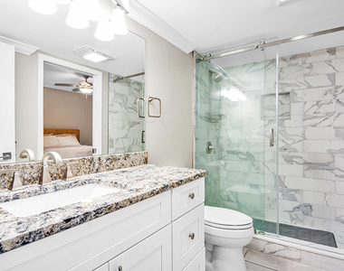 13329 Polo Club Road - Photo Thumbnail 12