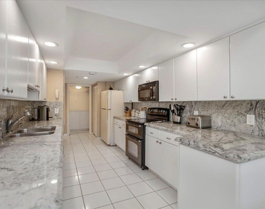4201 N Ocean Boulevard - Photo Thumbnail 9