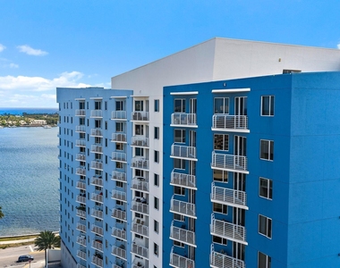 1551 N Flagler Drive - Photo Thumbnail 22