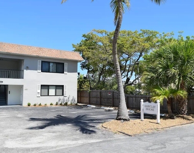 523 Se 20th Court - Photo Thumbnail 5