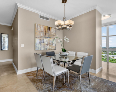 700 E Boynton Beach Boulevard - Photo Thumbnail 9