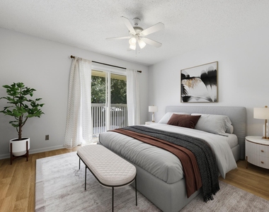 6375 Riverwalk Lane - Photo Thumbnail 14