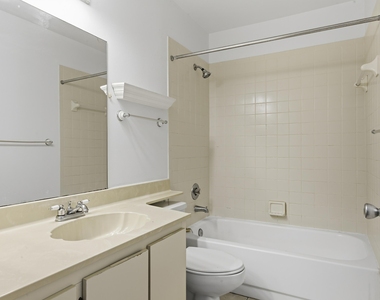 6375 Riverwalk Lane - Photo Thumbnail 18