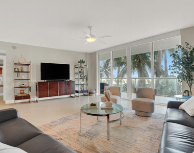1 N Ocean Boulevard - Photo Thumbnail 4