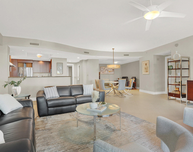 1 N Ocean Boulevard - Photo Thumbnail 6