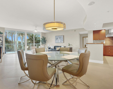 1 N Ocean Boulevard - Photo Thumbnail 3