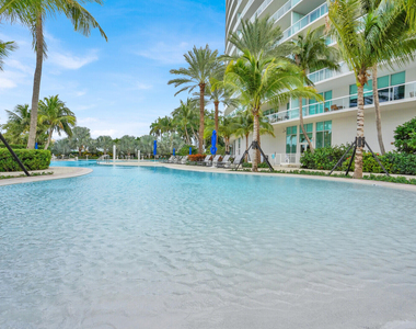1 N Ocean Boulevard - Photo Thumbnail 33