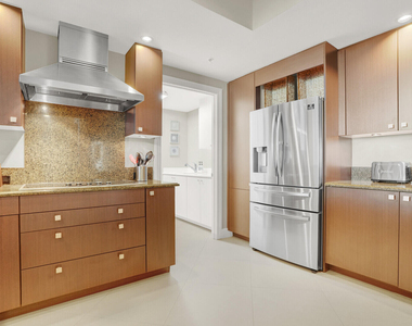 1 N Ocean Boulevard - Photo Thumbnail 15