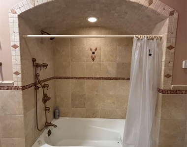 329 E Chester Street - Photo Thumbnail 13