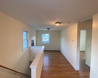 12 Mountain Avenue - Photo Thumbnail 4