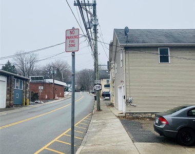 12 Mountain Avenue - Photo Thumbnail 2