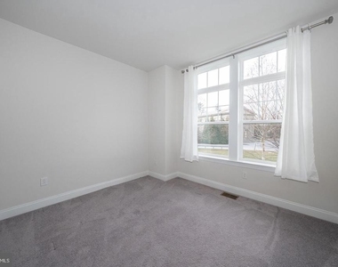 220 Charles Ellis Drive - Photo Thumbnail 34