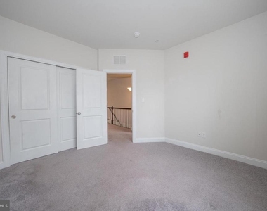 220 Charles Ellis Drive - Photo Thumbnail 44