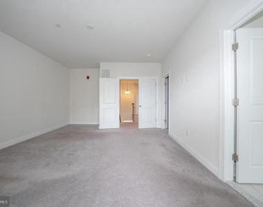 220 Charles Ellis Drive - Photo Thumbnail 22