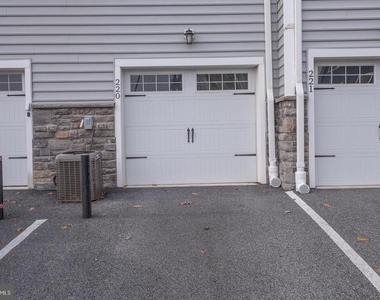 220 Charles Ellis Drive - Photo Thumbnail 54