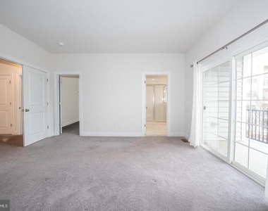 220 Charles Ellis Drive - Photo Thumbnail 18