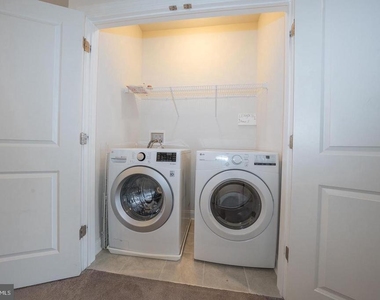 220 Charles Ellis Drive - Photo Thumbnail 43