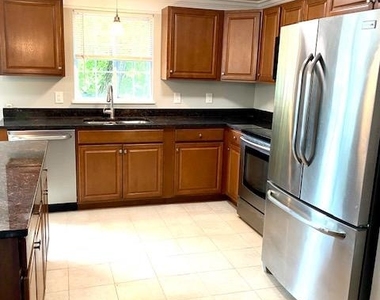 19002 Quail Valley Boulevard - Photo Thumbnail 5