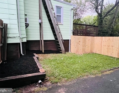 3021 Glenmore Avenue - Photo Thumbnail 16