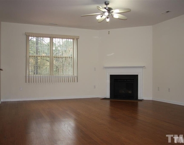 721 Sweet Laurel Lane - Photo Thumbnail 3