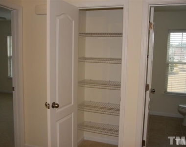 721 Sweet Laurel Lane - Photo Thumbnail 17