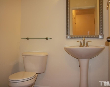 721 Sweet Laurel Lane - Photo Thumbnail 8