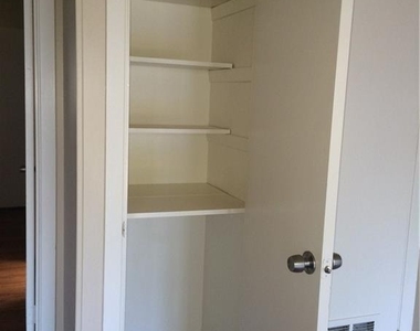 602 W 51st St - Photo Thumbnail 8