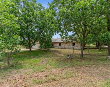 3809 Kelly Ln - Photo Thumbnail 9