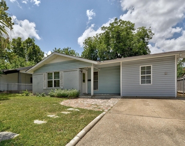 129 Coleman St - Photo Thumbnail 1