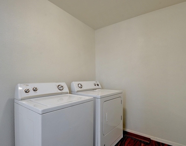 129 Coleman St - Photo Thumbnail 16