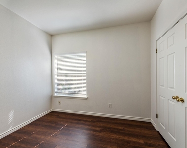 8708 Weiser Dr - Photo Thumbnail 19