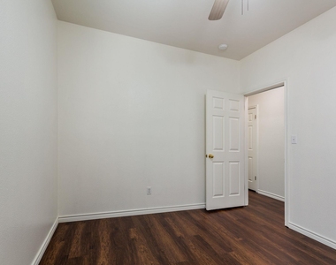 8708 Weiser Dr - Photo Thumbnail 24