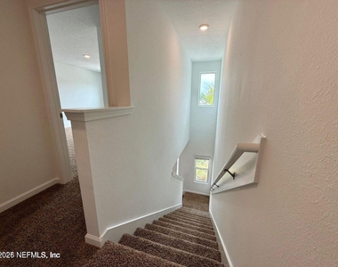 1469 Jeremiah Street - Photo Thumbnail 9