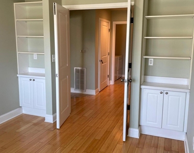 400 E Bay Street - Photo Thumbnail 18