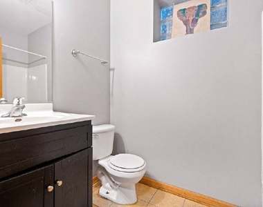 5848 S Prairie Avenue - Photo Thumbnail 15