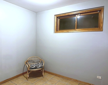 5848 S Prairie Avenue - Photo Thumbnail 5