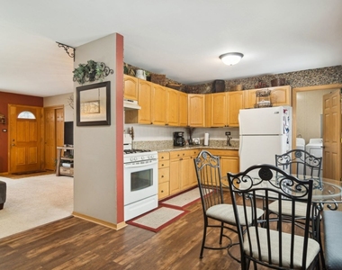 460 Flagstaff Lane - Photo Thumbnail 2